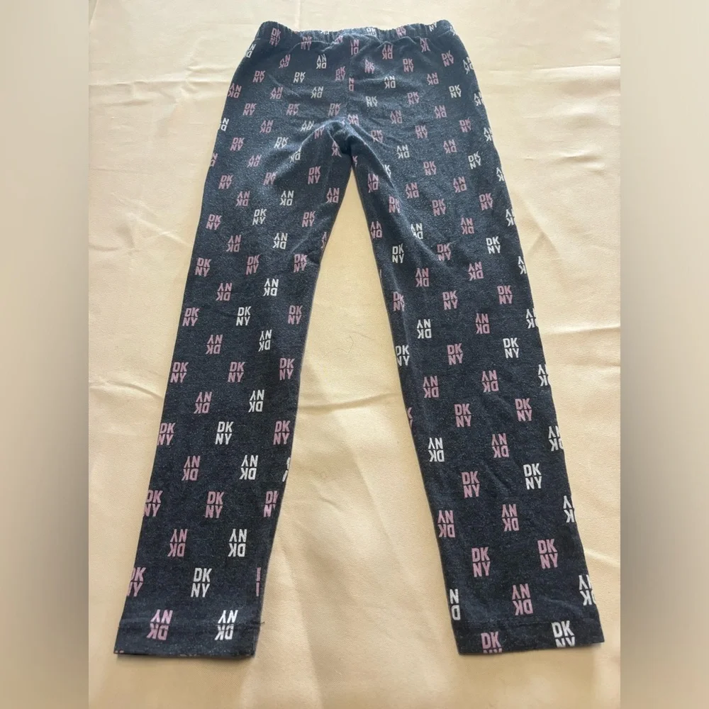 DKNY Gray Kids Leggings‎ w/ Pink & White Logos